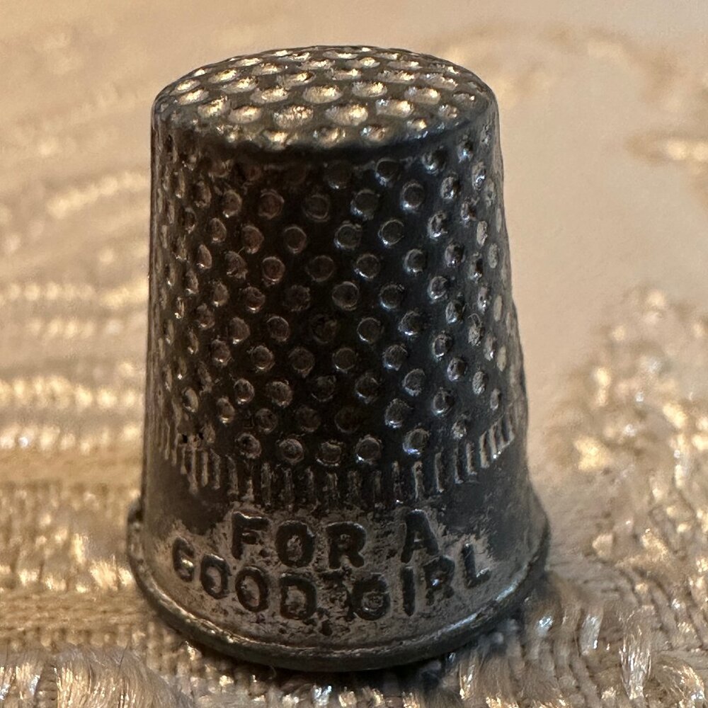 Vintage "FOR A GOOD GIRL" Monopoly Metal Thimble Piece from 1930s-1960s